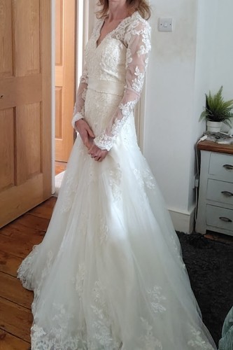 New unworn white lace - , wedding
